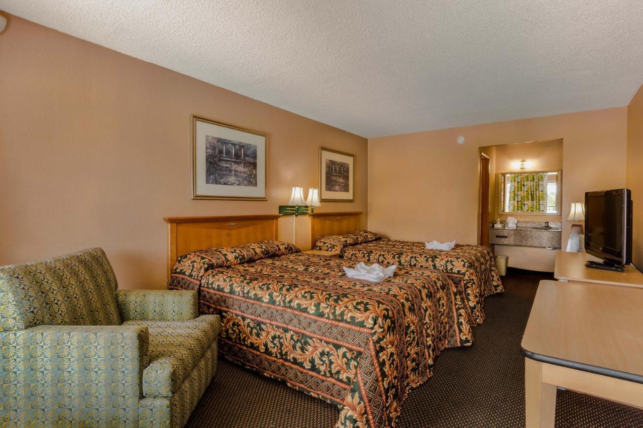 Bayside Inn Pinellas Park - Clearwater Eksteriør billede