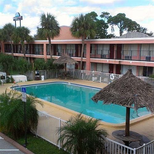 Bayside Inn Pinellas Park - Clearwater Eksteriør billede
