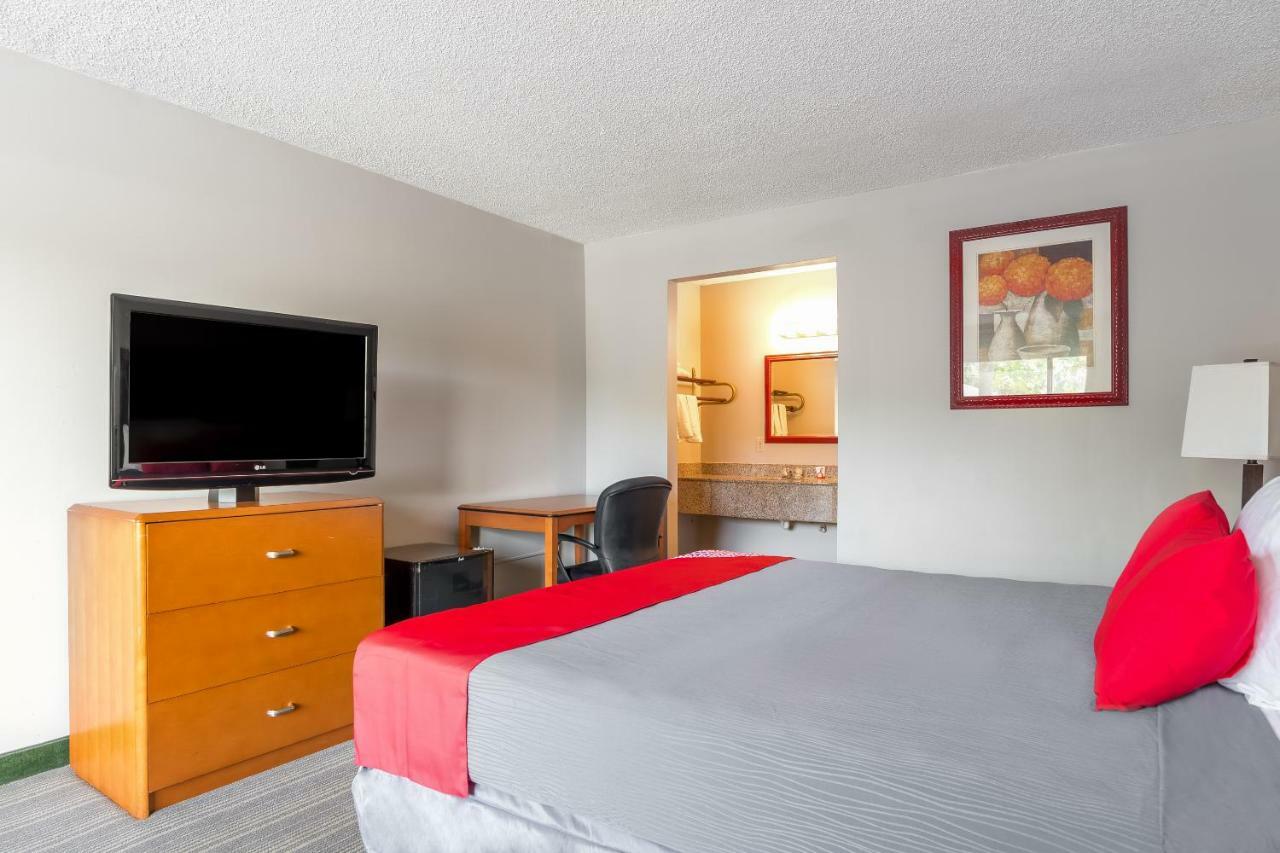 Bayside Inn Pinellas Park - Clearwater Eksteriør billede